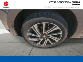 Photo 20 du bon plan SUZUKI Swift 1.2 Dualjet Hybrid 83ch Pack AllGrip occasion à 13990 €