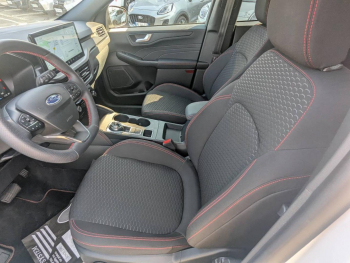 Photo 10 du bon plan FORD Kuga 2.5 Duratec 180ch Hybrid FlexiFuel ST-Line Powershift occasion à 31890 €