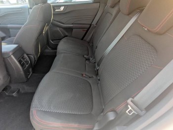 Photo 11 du bon plan FORD Kuga 2.5 Duratec 180ch Hybrid FlexiFuel ST-Line Powershift occasion à 31890 €