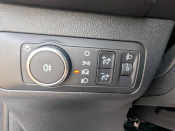 Photo 13 du bon plan FORD Kuga 2.5 Duratec 180ch Hybrid FlexiFuel ST-Line Powershift occasion à 31890 €