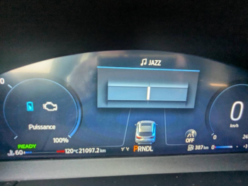 Photo 14 du bon plan FORD Kuga 2.5 Duratec 180ch Hybrid FlexiFuel ST-Line Powershift occasion à 31890 €