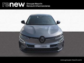 Photo 2 du bon plan RENAULT Megane E-Tech Electric EV60 220ch Iconic super charge -B occasion à 26999 €