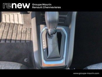 Photo 32 du bon plan RENAULT Clio 1.6 E-Tech 145ch full hybrid Evolution occasion à 16999 €