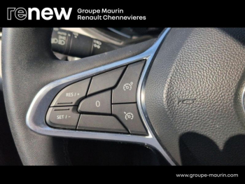 Photo 34 du bon plan RENAULT Clio 1.6 E-Tech 145ch full hybrid Evolution occasion à 16999 €