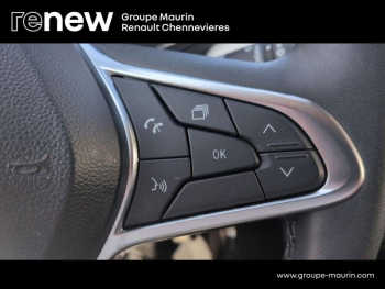 Photo 38 du bon plan RENAULT Clio 1.6 E-Tech 145ch full hybrid Evolution occasion à 16999 €