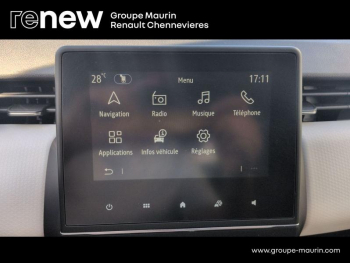 Photo 39 du bon plan RENAULT Clio 1.6 E-Tech 145ch full hybrid Evolution occasion à 16999 €
