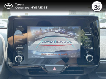 Photo 15 du bon plan TOYOTA Yaris 116h Dynamic Business 5p + Programme Beyond Zero Academy MY21 occasion à 16990 €