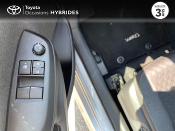 Photo 23 du bon plan TOYOTA Yaris 116h Dynamic Business 5p + Programme Beyond Zero Academy MY21 occasion à 16990 €