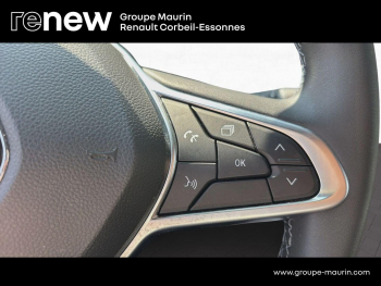 Photo 22 du bon plan RENAULT Clio 1.6 E-Tech 145ch full hybrid Techno occasion à 17990 €