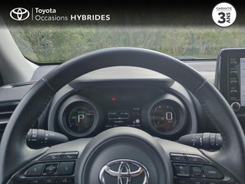 Photo 13 du bon plan TOYOTA Yaris 116h Design 5p MY22 occasion à 20290 €