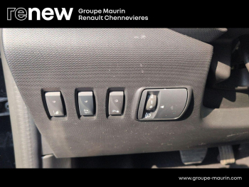 Photo 19 du bon plan RENAULT Twingo E-Tech Electric Urban Night R80 Achat Intégral occasion à 13990 €