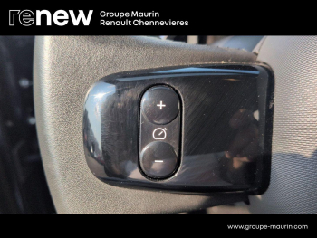 Photo 22 du bon plan RENAULT Twingo E-Tech Electric Urban Night R80 Achat Intégral occasion à 13990 €