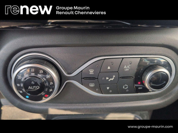 Photo 25 du bon plan RENAULT Twingo E-Tech Electric Urban Night R80 Achat Intégral occasion à 13990 €