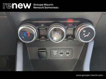 Photo 26 du bon plan RENAULT Clio 1.6 E-Tech 140ch Business -21 occasion à 11900 €