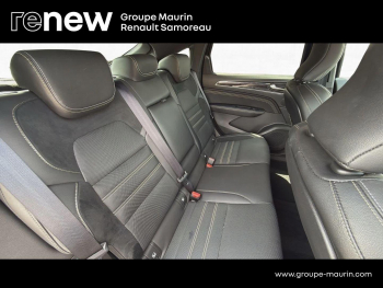 Photo 16 du bon plan RENAULT Arkana 1.6 E-Tech hybride 145ch Engineered -22 occasion à 18900 €