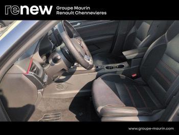 Photo 37 du bon plan RENAULT Arkana 1.3 TCe mild hybrid 140ch RS Line EDC -22 occasion à 20999 €