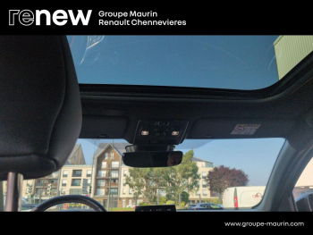 Photo 41 du bon plan RENAULT Arkana 1.3 TCe mild hybrid 140ch RS Line EDC -22 occasion à 20999 €