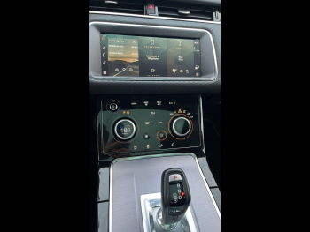 Photo 25 du bon plan LAND-ROVER Evoque 2.0 P 200ch Flex Fuel Edition AWD BVA Mark III occasion à 29900 €