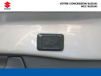 Photo 13 du bon plan SUZUKI Across 2.5 Hybride Rechargeable 306ch 1ere Edition occasion à 27790 €