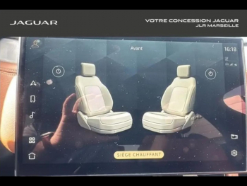 Photo 17 du bon plan JAGUAR F-Pace P400e Plug-in-Hybrid R-Dynamic SE BVA8 AWD occasion à 42900 €