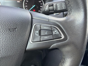Photo 18 du bon plan FORD EcoSport 1.0 EcoBoost 125ch Active 6cv occasion à 14999 €