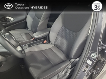 Photo 12 du bon plan TOYOTA Yaris 116h Design 5p Pack Confort occasion à 20390 €