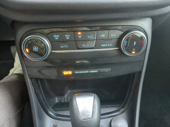 Photo 21 du bon plan FORD Puma 1.0 EcoBoost 125ch S&S mHEV Titanium Powershift occasion à 20490 €