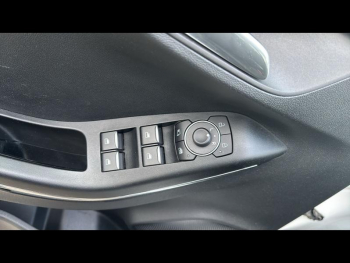 Photo 10 du bon plan FORD Puma 1.0 Flexifuel 125ch S&S mHEV Titanium occasion à 15590 €