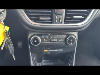 Photo 16 du bon plan FORD Puma 1.0 Flexifuel 125ch S&S mHEV Titanium occasion à 15590 €
