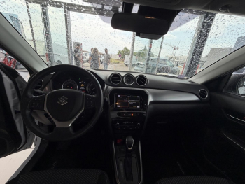 Photo 10 du bon plan SUZUKI Vitara 1.5 Dualjet Hybrid 115ch Privilège Auto occasion à 18490 €