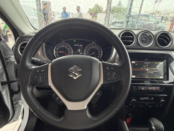 Photo 11 du bon plan SUZUKI Vitara 1.5 Dualjet Hybrid 115ch Privilège Auto occasion à 18490 €