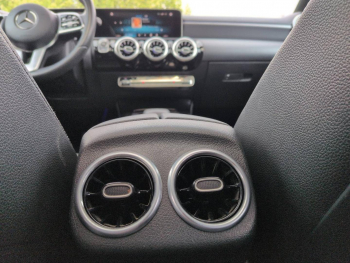 Photo 18 du bon plan MERCEDES-BENZ Classe A 180 d 116ch Progressive Line 7G-DCT occasion à 19900 €