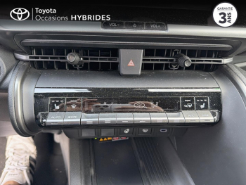 Photo 21 du bon plan TOYOTA C-HR 2.0 Hybride 200ch Design MY25 occasion à 28990 €