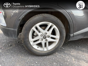 Photo 16 du bon plan TOYOTA C-HR 1.8 Hybride 122ch Dynamic E-CVT occasion à 22990 €
