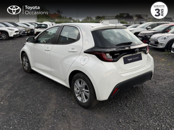 Photo 2 du bon plan TOYOTA Yaris 70 VVT-i Dynamic Business 5p MY22 occasion à 15490 €
