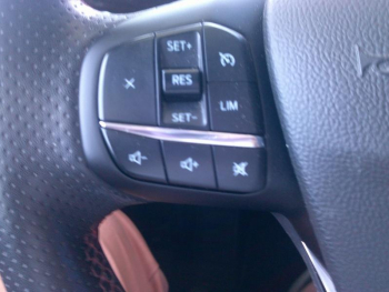 Photo 18 du bon plan FORD Kuga 2.5 Duratec 190ch FHEV E85 ST-Line BVA occasion à 22900 €