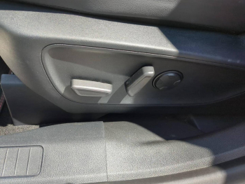Photo 20 du bon plan FORD Kuga 2.5 Duratec 180ch Hybrid FlexiFuel ST-Line X Powershift occasion à 33990 €