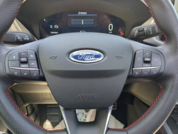 Photo 24 du bon plan FORD Kuga 2.5 Duratec 180ch Hybrid FlexiFuel ST-Line X Powershift occasion à 33990 €