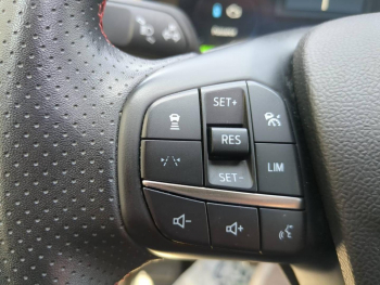 Photo 25 du bon plan FORD Kuga 2.5 Duratec 180ch Hybrid FlexiFuel ST-Line X Powershift occasion à 33990 €