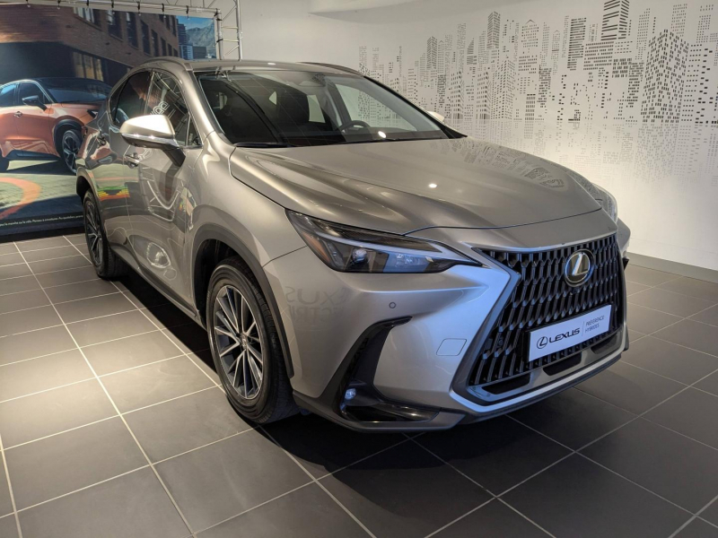Bon plan LEXUS NX 450h+ Luxe 4WD MY25 occasion