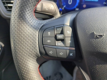 Photo 23 du bon plan FORD Kuga 2.5 Duratec 190ch FHEV E85 ST-Line X BVA occasion à 28890 €