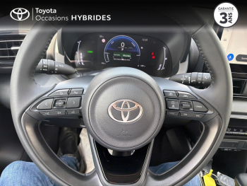 Photo 13 du bon plan TOYOTA Yaris 116h Design 5p MY25 occasion à 23990 €