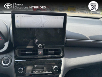 Photo 15 du bon plan TOYOTA Yaris Cross 130h Design AWD-i MC24 occasion à 25790 €