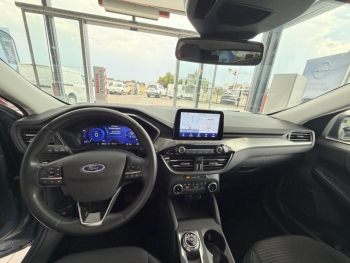 Photo 10 du bon plan FORD Kuga 2.5 Duratec 190ch FHEV E85 Titanium BVA occasion à 25900 €