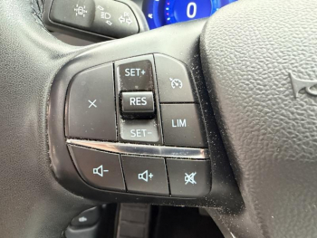 Photo 12 du bon plan FORD Kuga 2.5 Duratec 190ch FHEV E85 Titanium BVA occasion à 25900 €