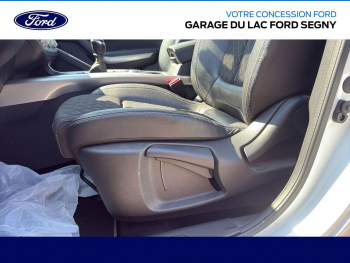 Photo 15 du bon plan RENAULT Kadjar 1.7 Blue dCi 150ch Intens 4x4 occasion à 17590 €