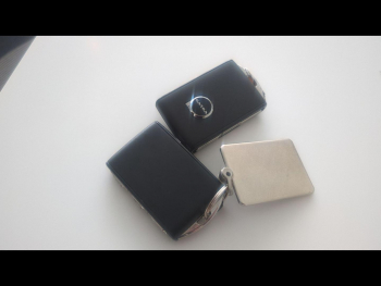 Photo 8 du bon plan VOLVO XC60 T6 Hybride Rechargeable 253 + 145ch Ultra Style Dark Geartronic 8 AWD occasion à 49590 €