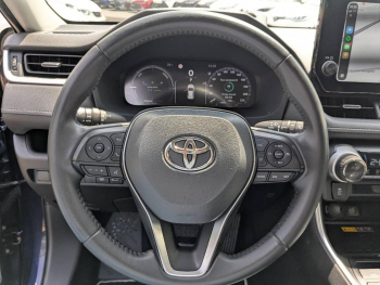 Photo 8 du bon plan TOYOTA RAV4 2.5 Hybride 222ch Dynamic AWD-i MY23 occasion à 32490 €