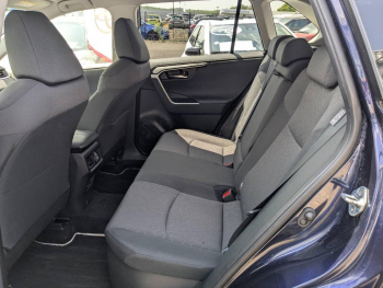 Photo 10 du bon plan TOYOTA RAV4 2.5 Hybride 222ch Dynamic AWD-i MY23 occasion à 32490 €