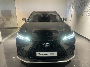 Photo 2 du bon plan LEXUS NX 450h+ Luxe 4WD occasion à 42990 €